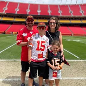 Meet your Posher, Brandon